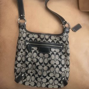 Vintage Y2K Coach Crossbody Bag